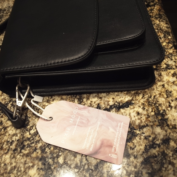 Purse - Picture 2 of 5